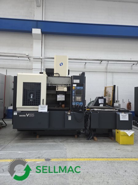MAKINO V 55 - A 40  2001