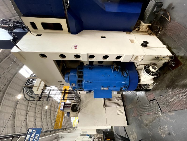 TOS SKIQ 8 CNC  1995