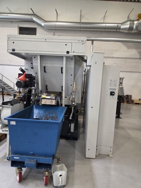 LIEBHERR LFS 380  2008