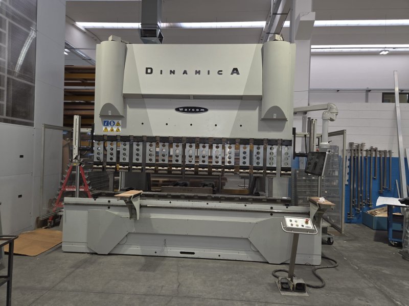 WARCOM DINAMICA 130-30  2010