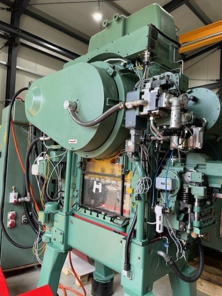 BRUDERER BSTA 41  2007