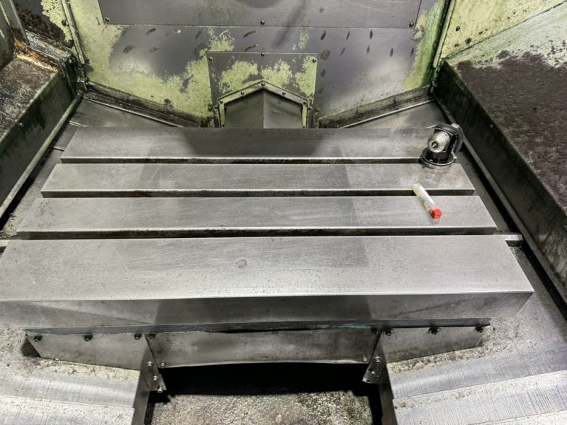 MAKINO S33 A200  2002