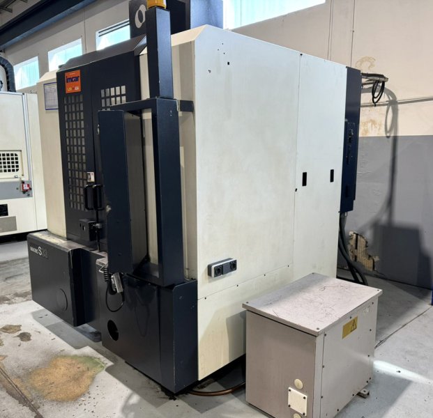 MAKINO S33 A200  2002