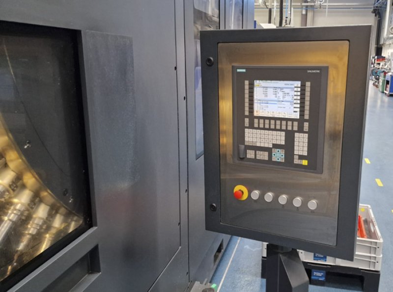 DECKEL MAHO DMC 60 H linear  2013