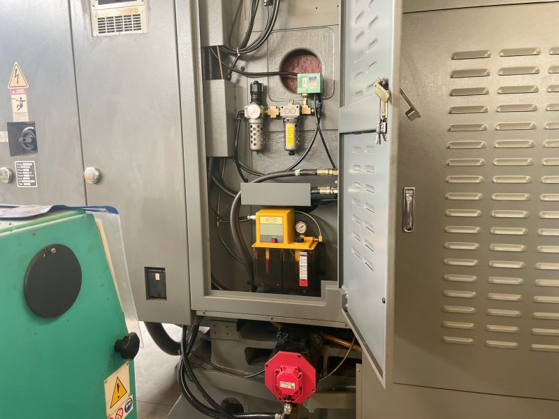 SHE HONG OMNIS VMC 1270 A 