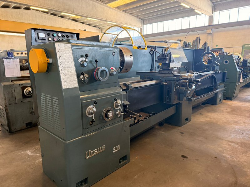 CMT URSUS 300 
